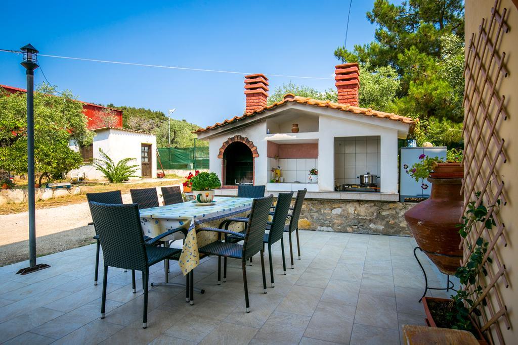 Villa Vrachos สกาลา กัลลีราคิส ภายนอก รูปภาพ